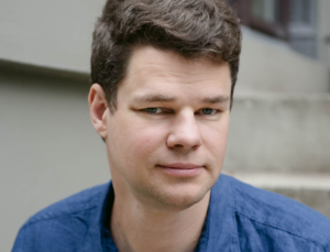 «Простота всегда тоталитарна». Арсений Куманьков о социальных науках и коллективной ответственности